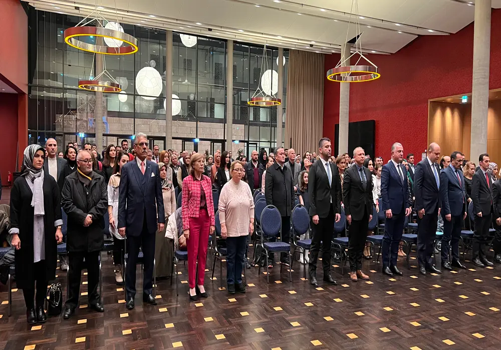 Berlin`de "24 Kasım Öğretmenler Günü" kutlandı