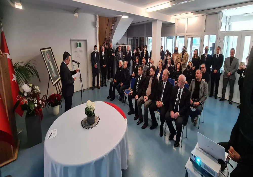 Atatürk, Nürnberg`de sevgi ve minnet ile anıldı
