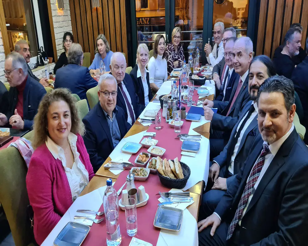 Alman Vali Bauer‘e TİAD Türk-Alman Diyalog Ödülü