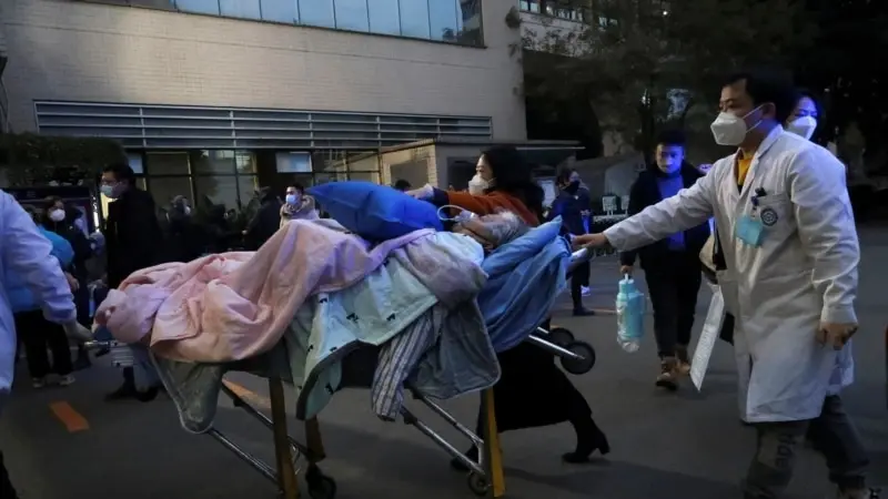 Çin'de Hastaneler ve Cenaze Evleri Doldu