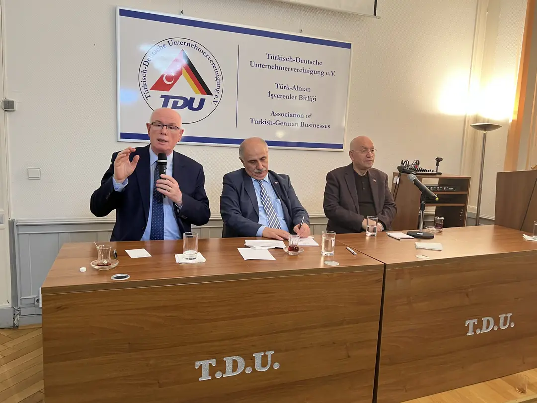 İç Anadolu Belediyeler Birliği, Berlin`de TDU`yu ziyaret etti
