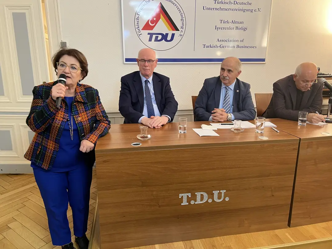 İç Anadolu Belediyeler Birliği, Berlin`de TDU`yu ziyaret etti