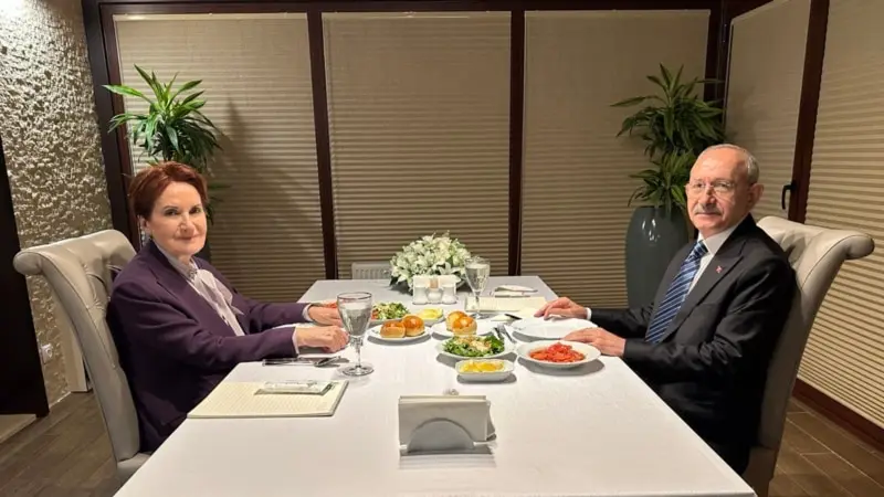 İYİ Parti Cumhurbaşkanı Adayı Gerilimini Aştı mı?
