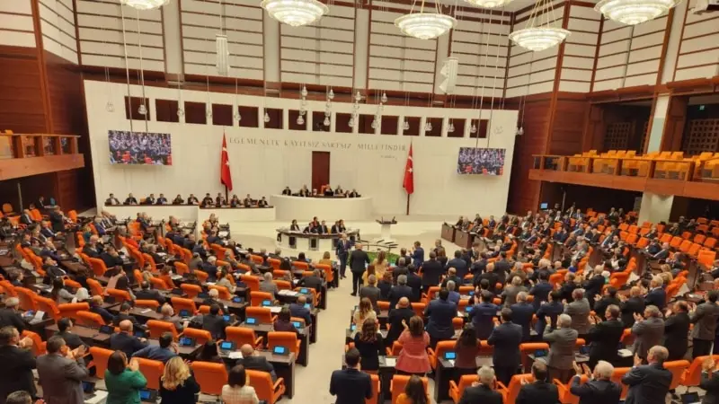 Türkiye’de Üçüncü Sandık İhtimali Rafa mı Kalkıyor?