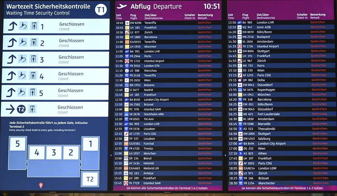 Berlin’de grev nedeniyle uçuşlar iptal oldu