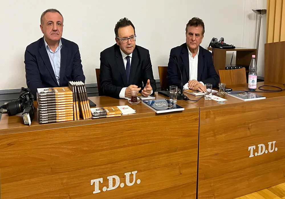 Egemen Cantürk Electrico 28 adlı kitabını tanıttı