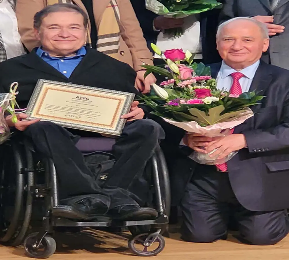 Ordinaryüs Prof. Güntürkün’den sanat müzesinde halka açık ders