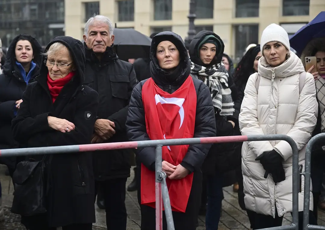 Giffey, Berlin'den Türkiye'ye hava köprüsü kurduklarını belirtti