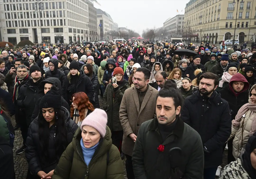 Giffey, Berlin'den Türkiye'ye hava köprüsü kurduklarını belirtti