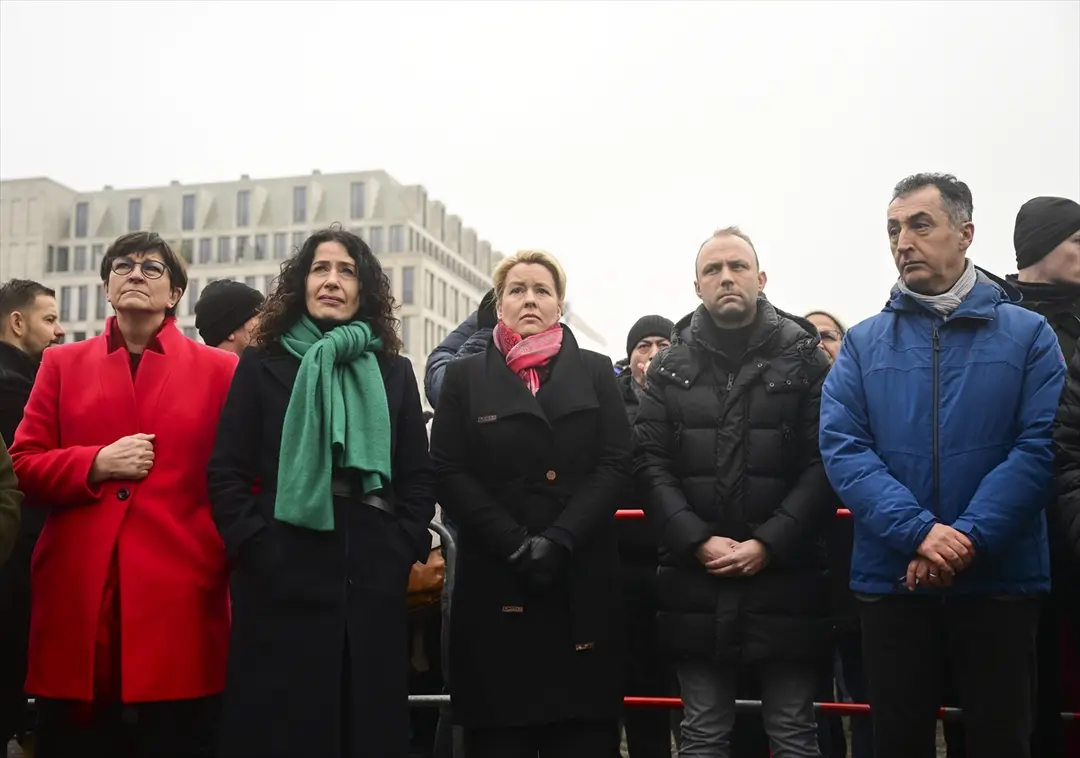 Giffey, Berlin'den Türkiye'ye hava köprüsü kurduklarını belirtti
