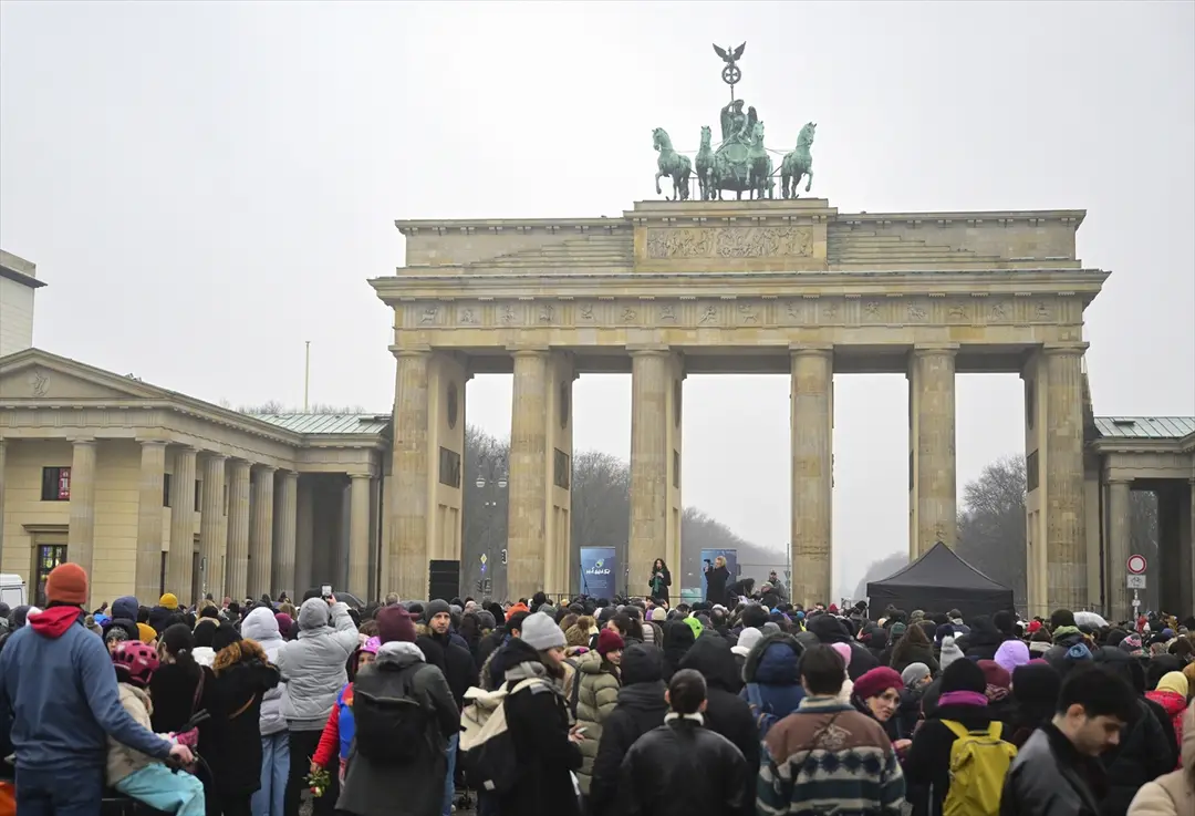 Giffey, Berlin'den Türkiye'ye hava köprüsü kurduklarını belirtti