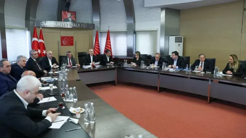 CHP Kampanya ve Vekil Listesi Sürecine Girdi