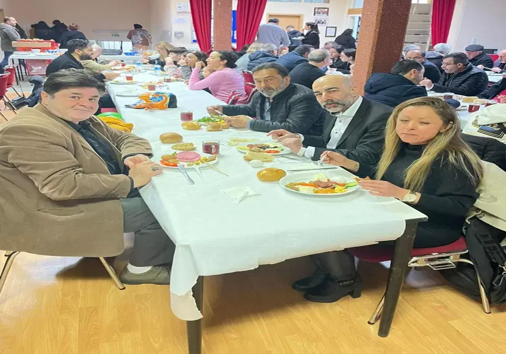 "Devletin yapacaklarını Cemevleri yerine getiriyor"