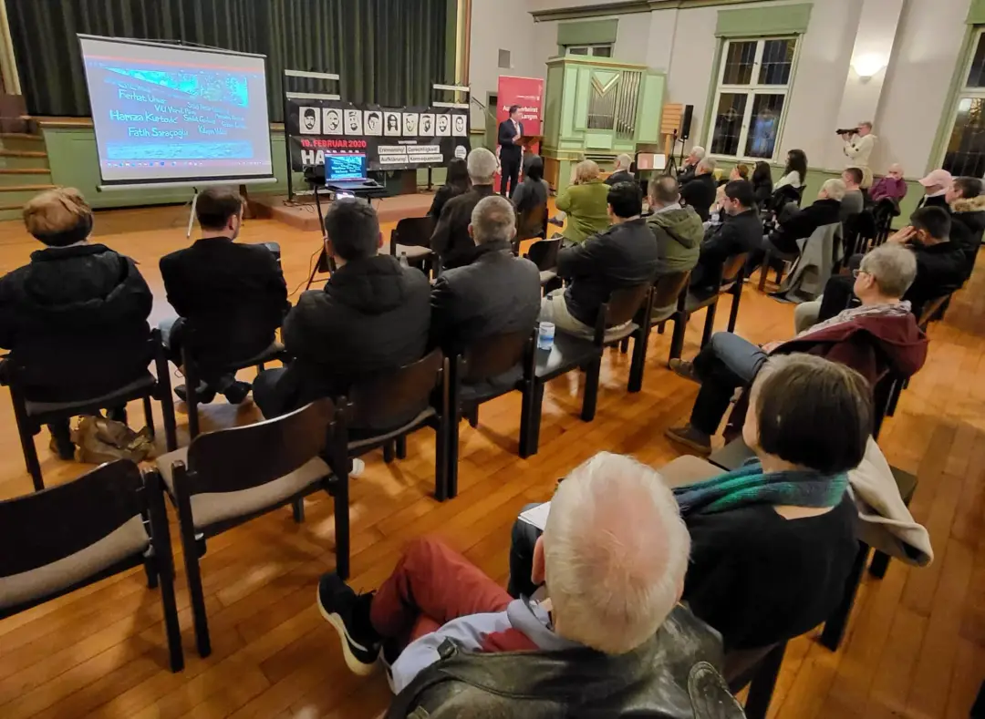 Hanau’da ailelerin anıt talebine siyasi destek