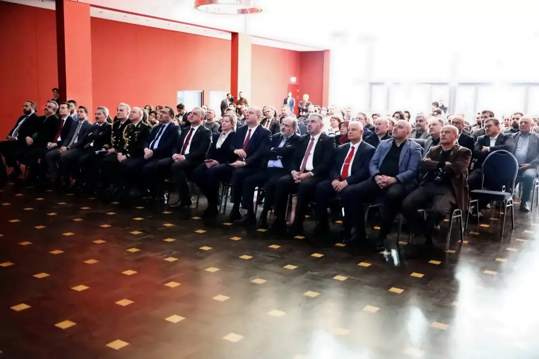 Berlin`de Çanakkale Deniz Zaferi ve Şehitleri anma etkinliği düzenlendi