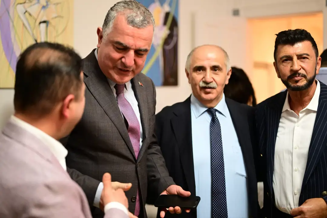 Büyükelçi Şen: Sizinle gurur duyduk
