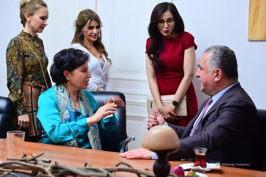Büyükelçi Şen: Sizinle gurur duyduk