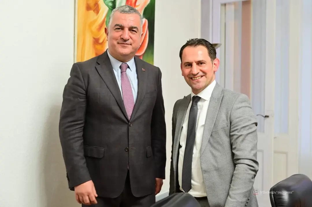 Büyükelçi Şen: Sizinle gurur duyduk