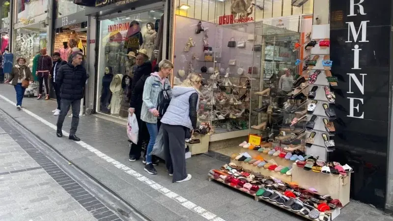 Halk ve Esnaf Pahalılıktan Şikayetçi