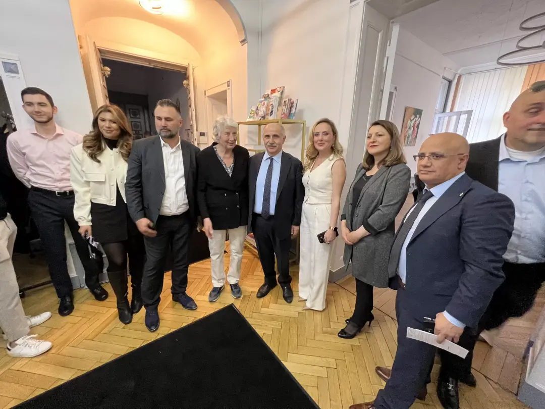 Büyükelçi Şen: Sizinle gurur duyduk