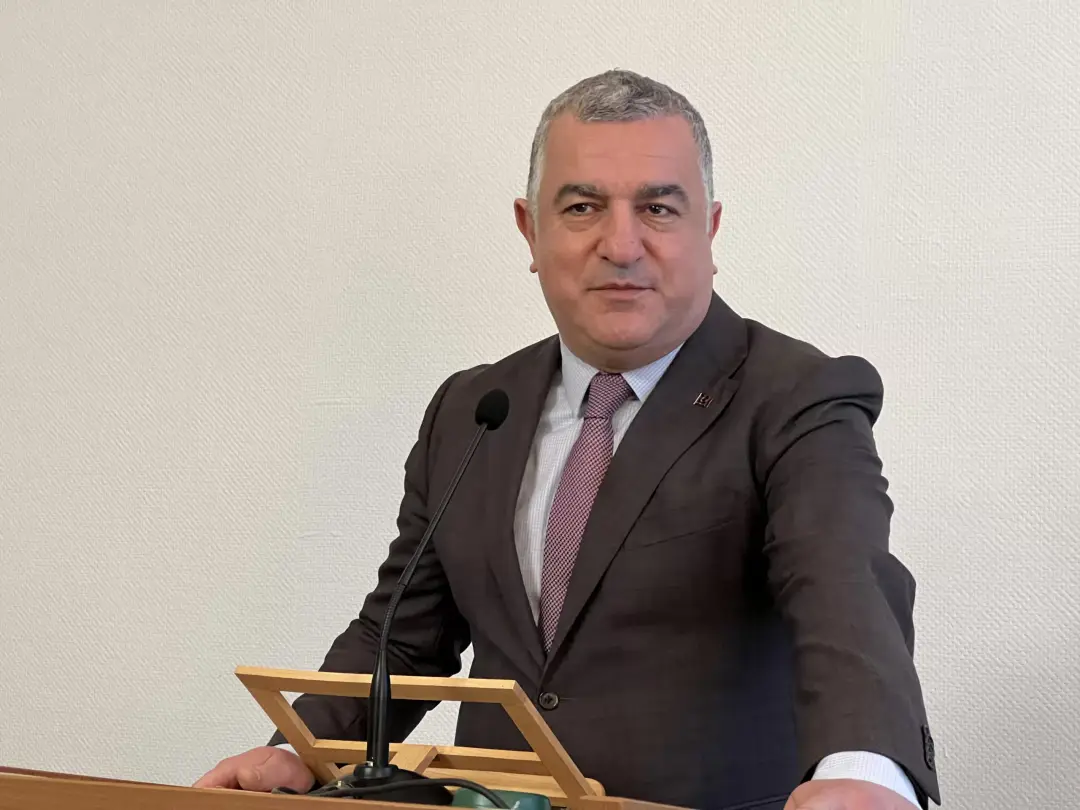 Büyükelçi Şen: Sizinle gurur duyduk