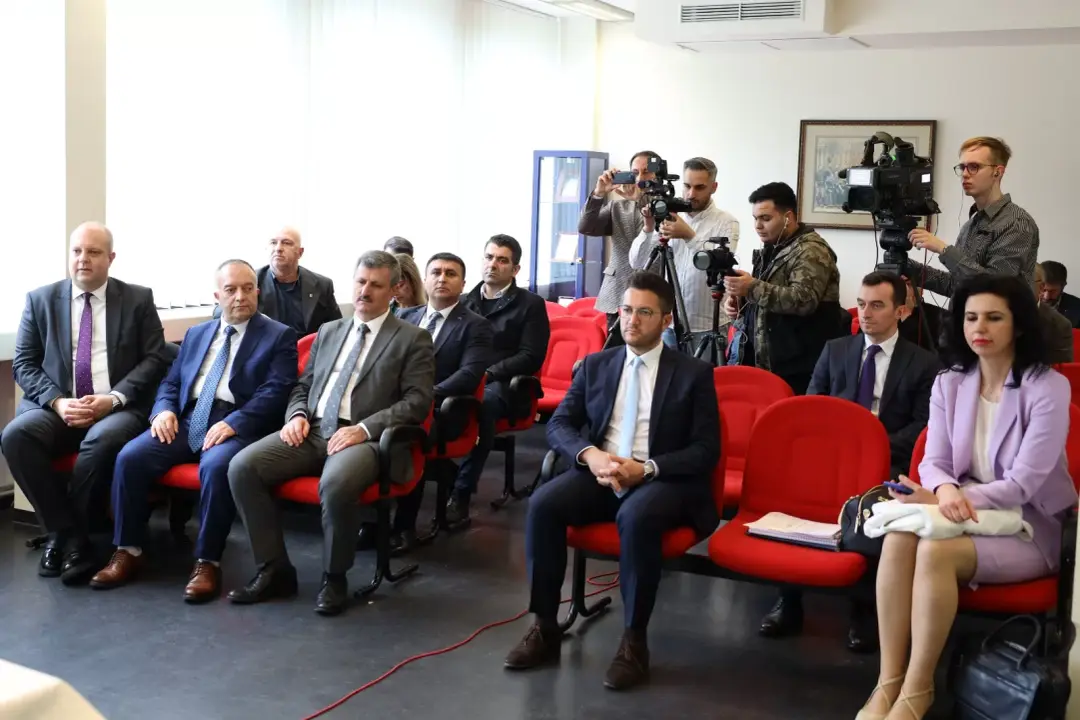 Serim: Almanya’da bir milyon 500 bin seçmen var