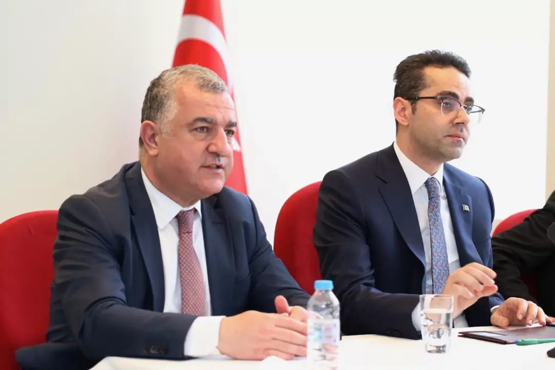 Serim: Almanya’da bir milyon 500 bin seçmen var