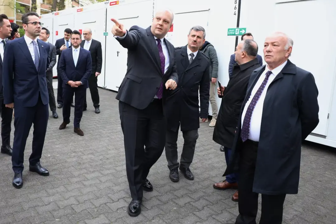 Serim: Almanya’da bir milyon 500 bin seçmen var