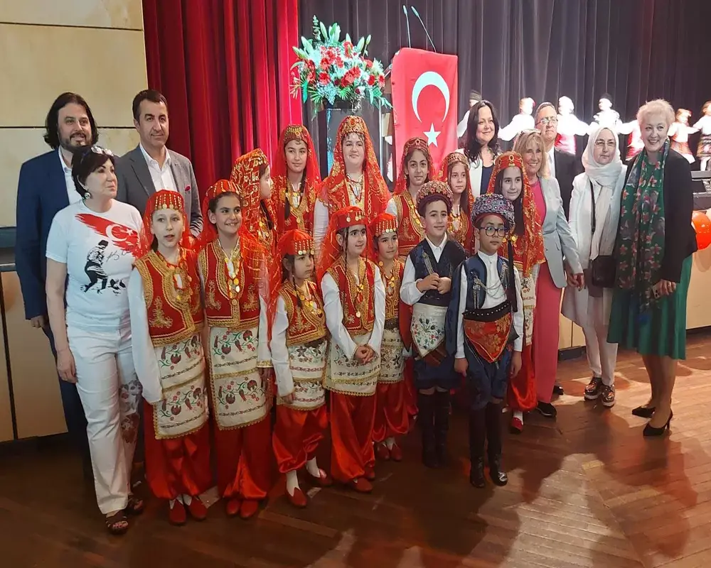 Fürth’de 23 Nisan coşkusu