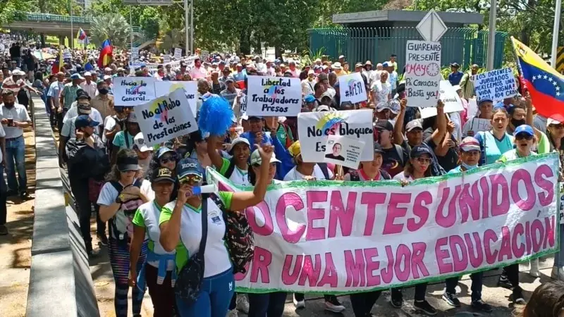 Venezuela’da İnsanca Maaş Talebi
