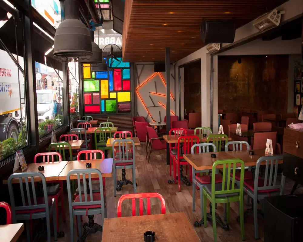 Fabbrica cafe, dostlukların bütünleştiği yer