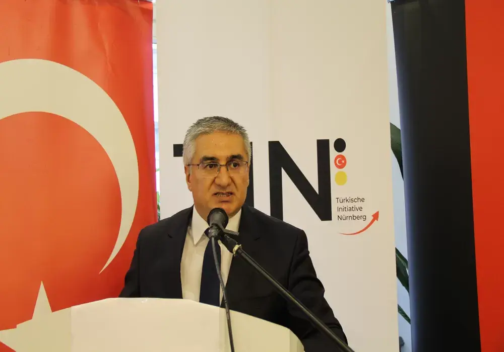 Nürnberg Başkonsolosu Serdar Deniz`e veda töreni