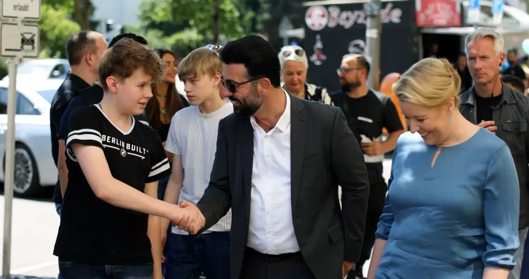 Franziska Giffey, Kutbettin Eroğlu`nu tebrik etti