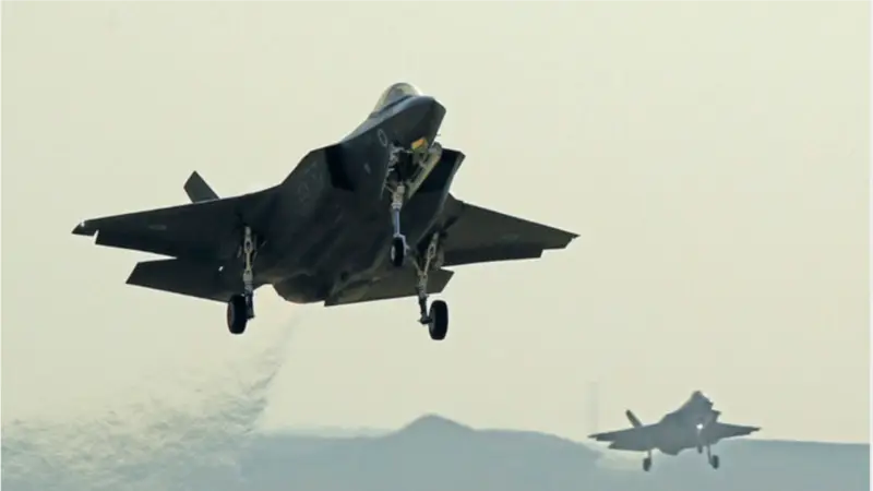 Romanya 32 adet F-35 savaş uçağı satın alacak