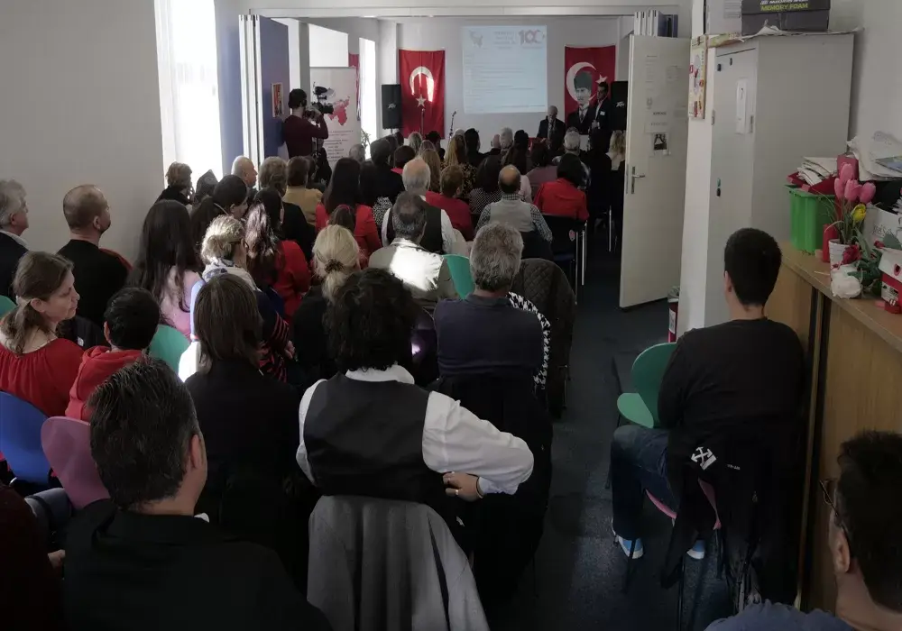 Kiel’de Türkiye Cumhuriyeti’nin Kuruluşunun 100. Yılı Coşkuyla Kutlandı