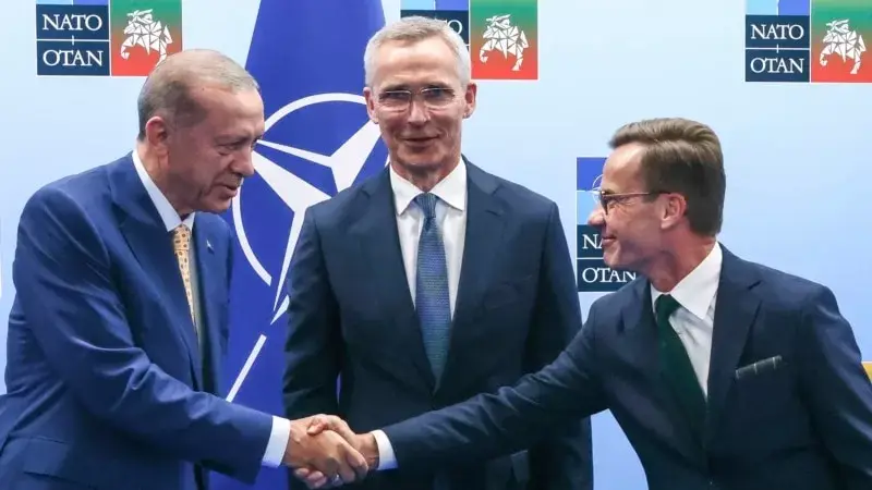 “Kanada, İsveç'in NATO üyeliğini onaylayan Türkiye'ye silah ihracatını yeniden başlatacak”