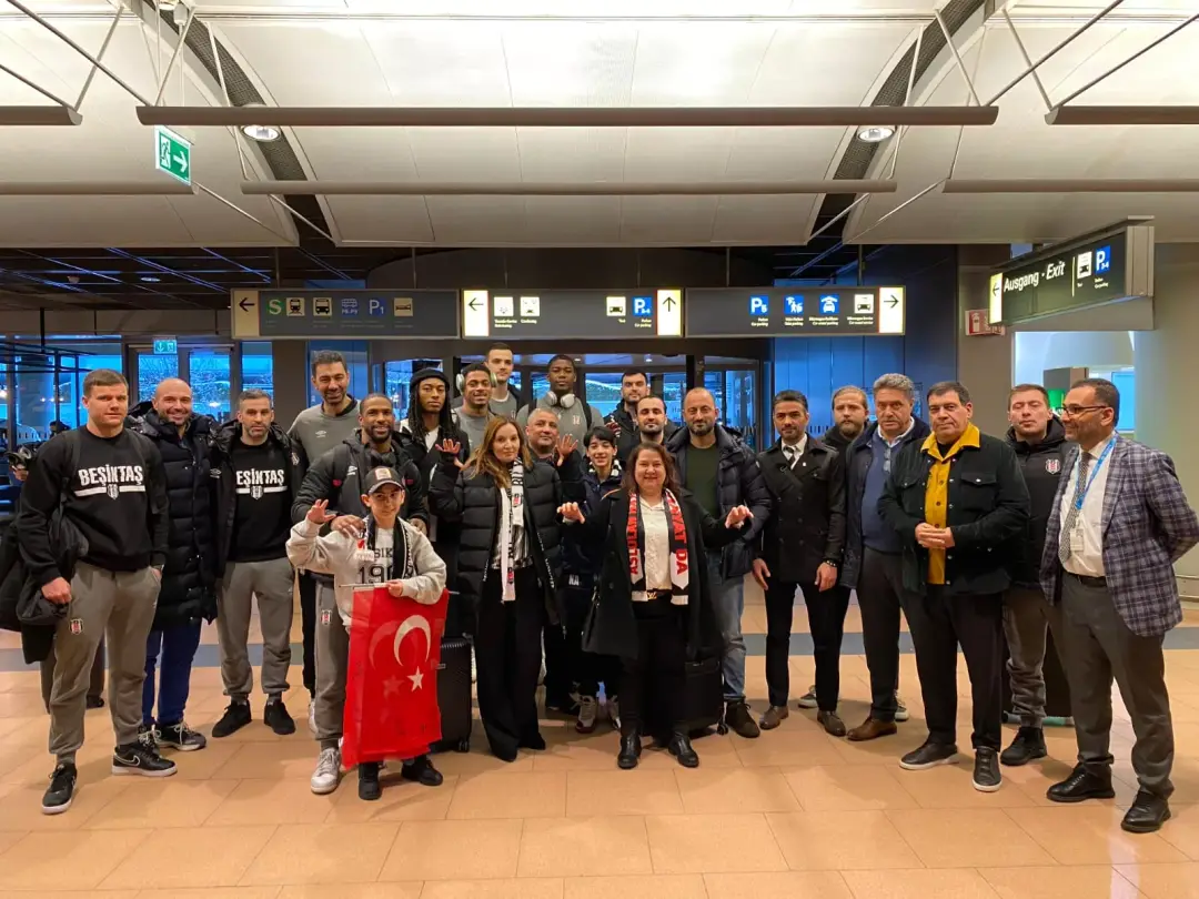 Müthiş Seyirci Desteği ve Beşiktaş Uzatmada Play-Off`u Garantiledi