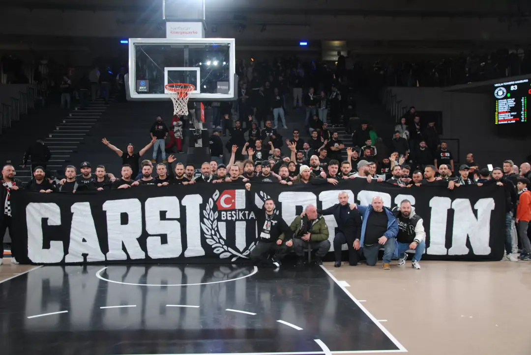 Müthiş Seyirci Desteği ve Beşiktaş Uzatmada Play-Off`u Garantiledi