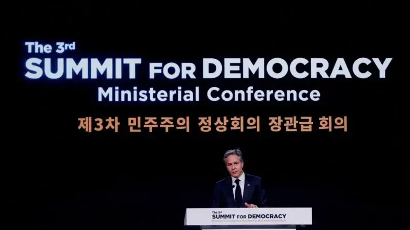 Blinken Demokrasi Zirvesi’nde dezenformasyonun tehlikeleri konusunda uyardı
