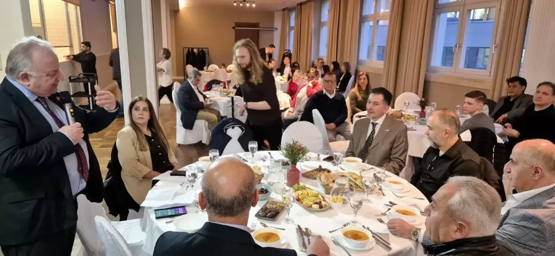 CHP Berlin Birliği Geleneksel İftar Yemeği verdi