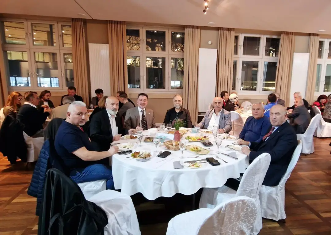 CHP Berlin Birliği Geleneksel İftar Yemeği verdi