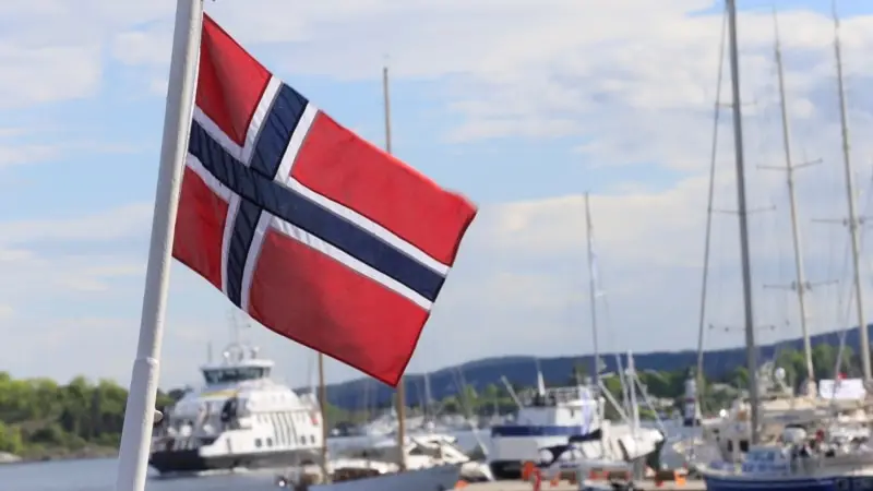 Norveç Rus turistlerin ülkeye girişini engelleme kararı aldı