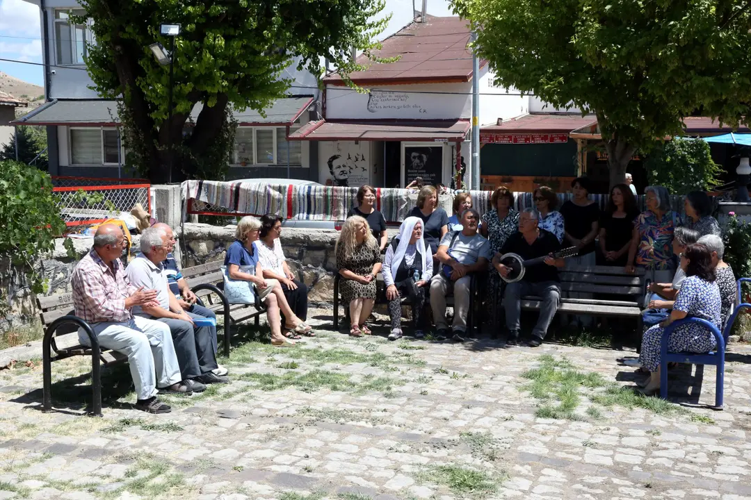 Unutulmaya yüz tutmuş ezgiler, Karaözü'nde canlanıyor