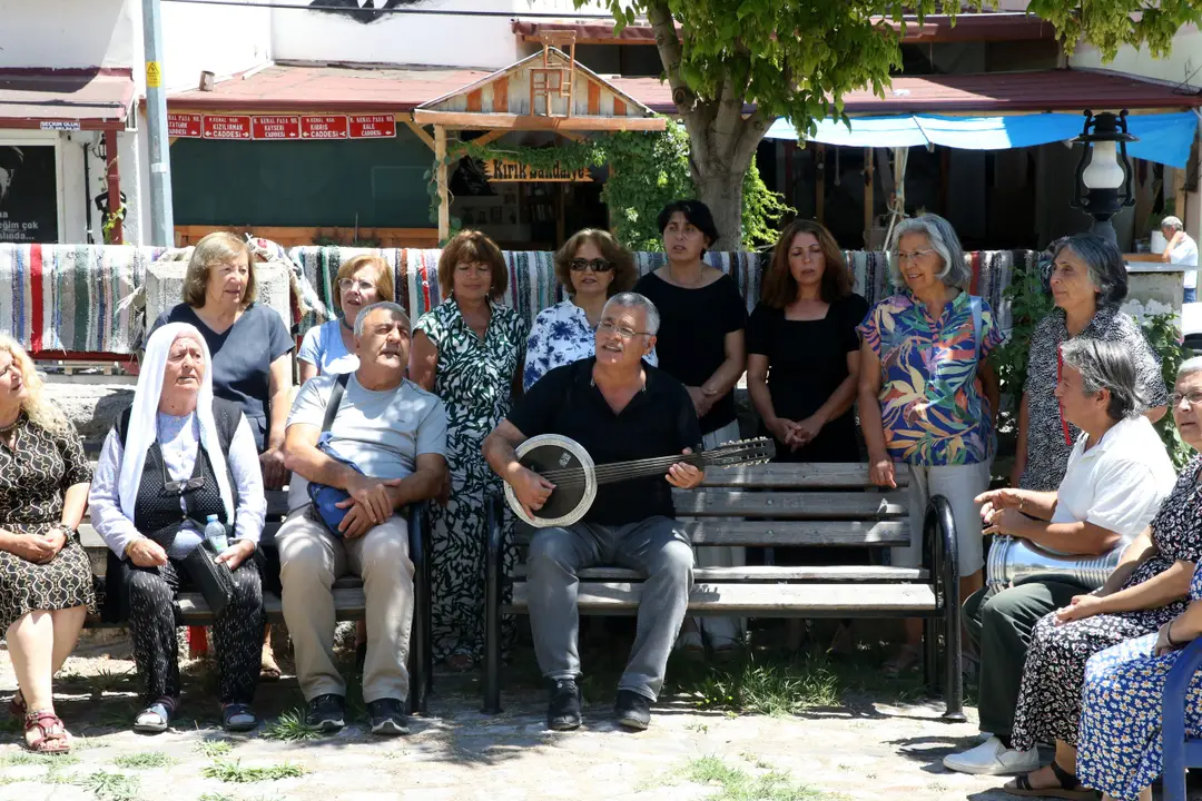 Unutulmaya yüz tutmuş ezgiler, Karaözü'nde canlanıyor