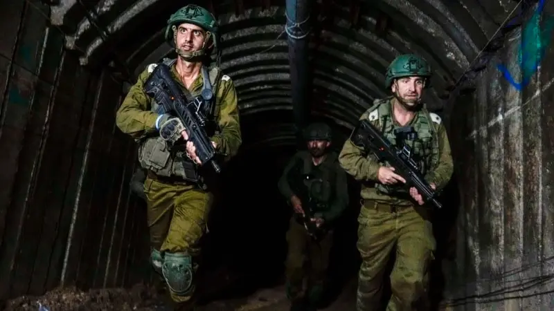 İsrail, Suriye'de baskın düzenleyerek İran ile bağlantılı bir Suriyeli’yi ele geçirdiğini açıkladı