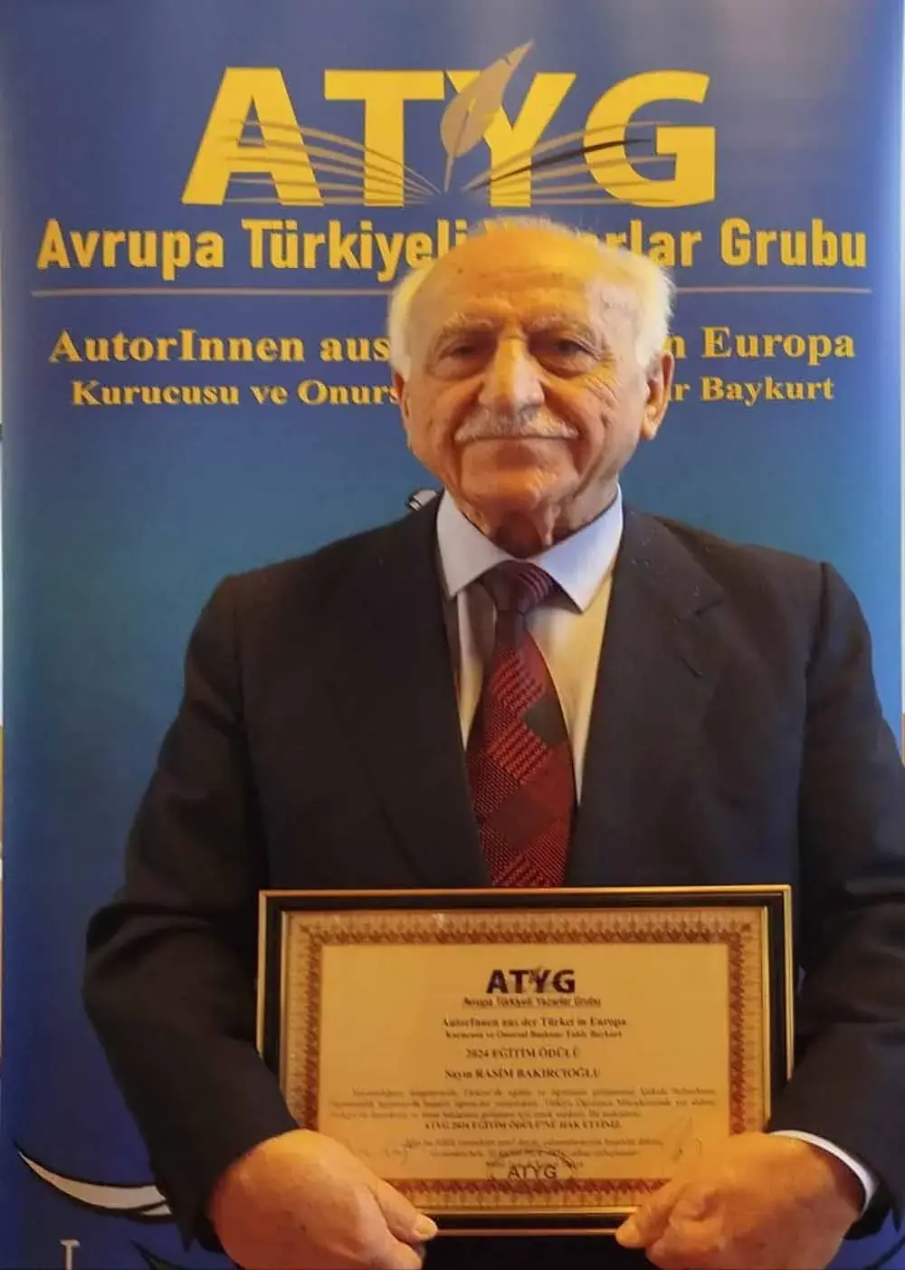 Eğitimci Yazar Bakırcıoğlu’nun Almanya izlenimleri
