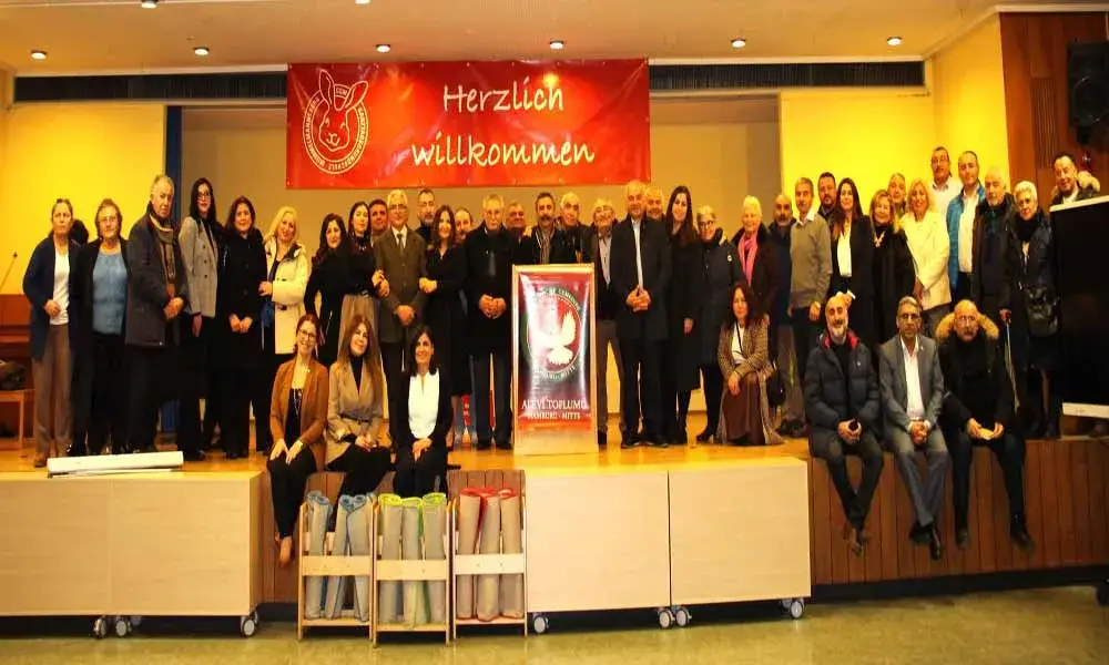 Hamburg-Mitte Alevi Toplumu’nun Toplantısında Dr. Hıdır Temel’den Önemli Açıklamalar