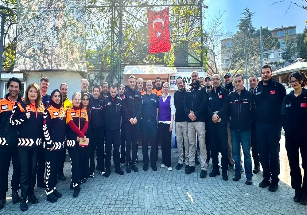 Depreme hazırlık için gittiler, depreme yakalandılar