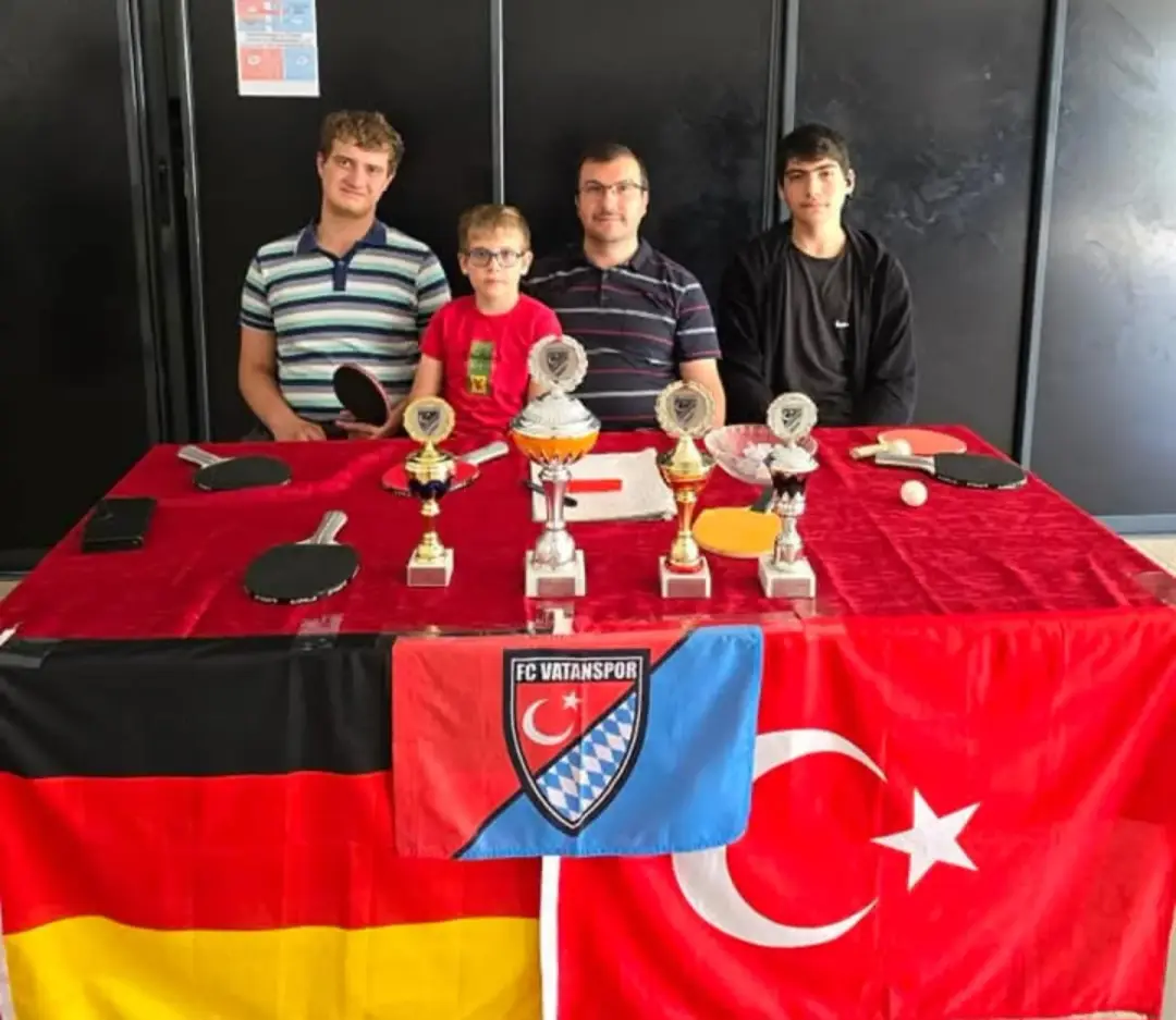 Schwandorf’ta Masa Tenisi Turnuvası Büyük İlgi Gördü