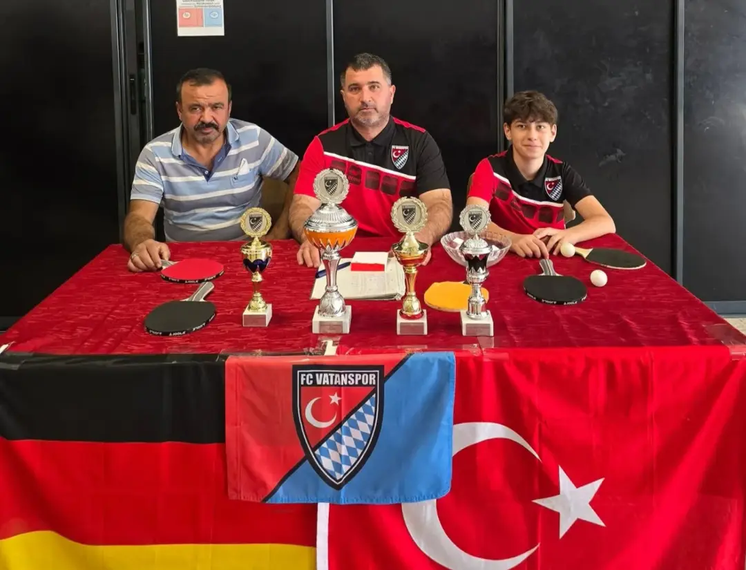 Schwandorf’ta Masa Tenisi Turnuvası Büyük İlgi Gördü